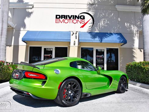 Used 2017 Dodge Viper GTC w/ Advanced Aerodynamics Package RWD image 18