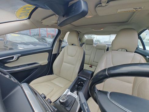 Used 2013 Volvo S60 T5 FWD image 8
