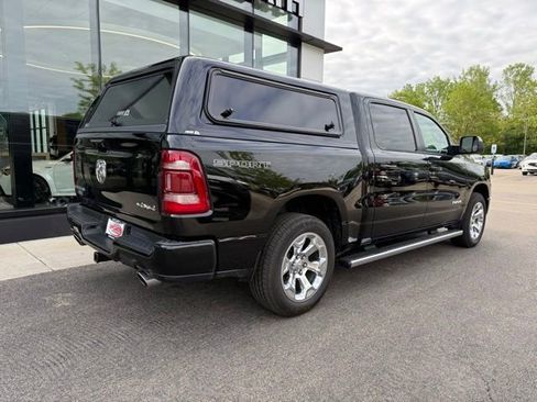 Used 2022 RAM 1500 Big Horn AWD/4WD image 3