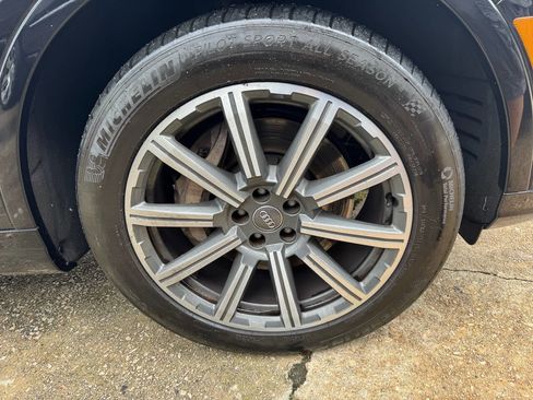 Used 2017 Audi Q7 3.0T Premium Plus w/ Premium Plus Package image 22