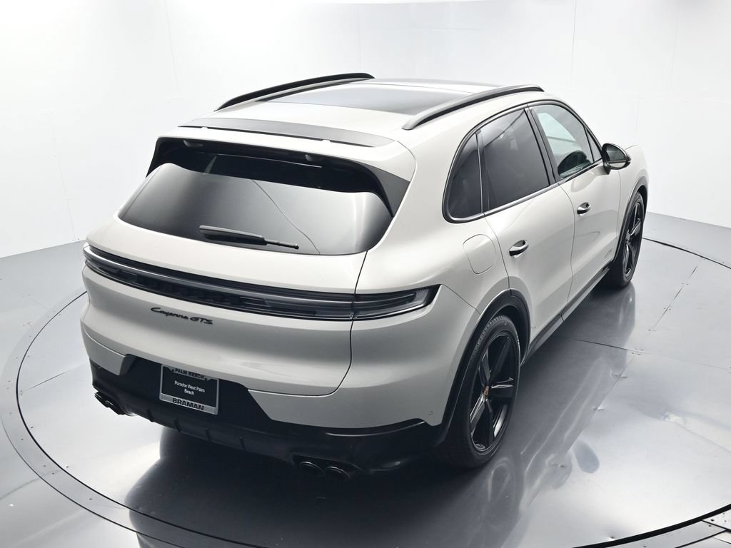 Certified 2026 Porsche Cayenne GTS AWD/4WD image 39
