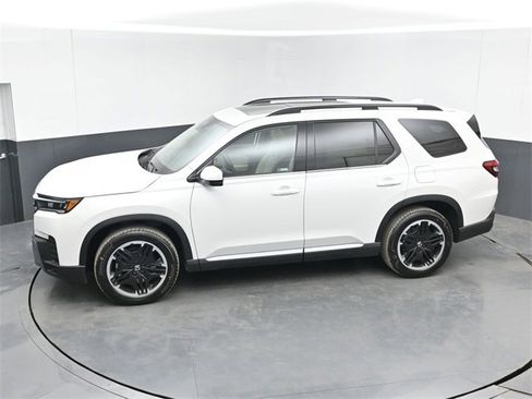 New 2026 Honda Pilot Touring image 38