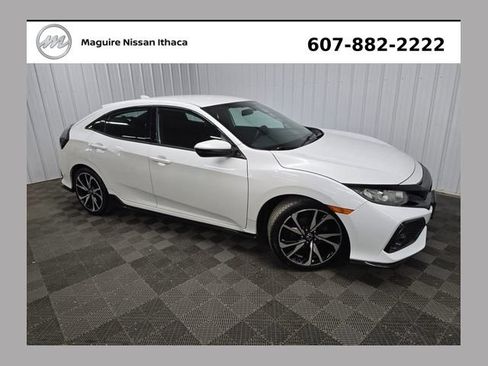 Used 2017 Honda Civic Sport image 1