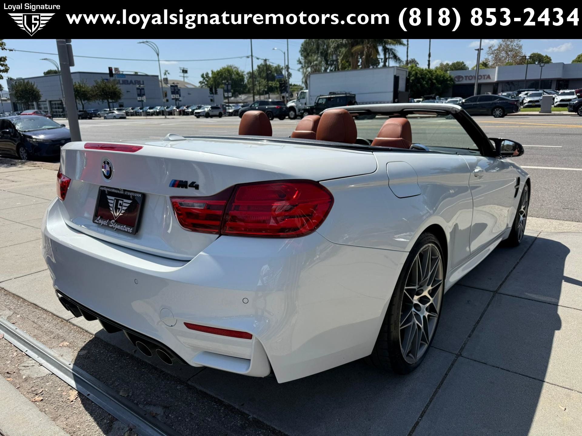 Used 2017 BMW M4 Convertible RWD image 7