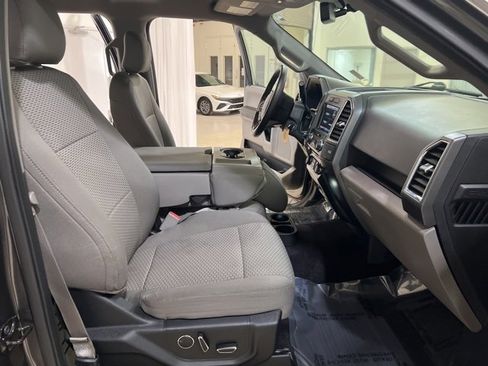 Used 2015 Ford F150 XLT w/ Equipment Group 302A Luxury image 17