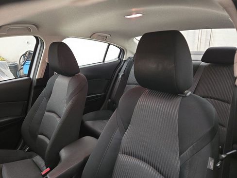 Used 2014 MAZDA MAZDA3 i Touring image 11