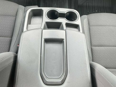 Used 2022 GMC Sierra 1500 SLE AWD/4WD image 17