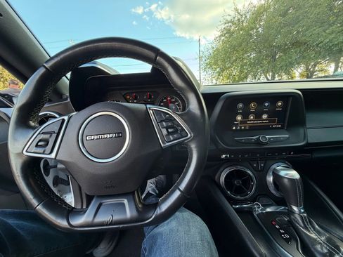 Used 2019 Chevrolet Camaro LT image 20