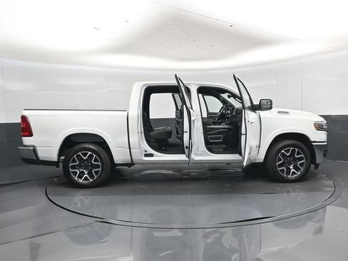 Used 2026 RAM 1500 Laramie AWD/4WD image 58
