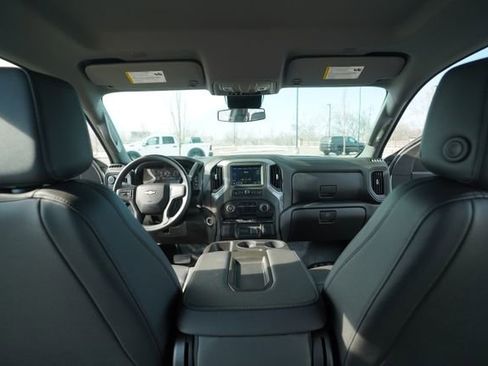 Used 2024 Chevrolet Silverado 1500 W/T w/ WT Value Package image 23