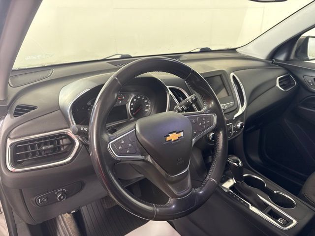 Used 2019 Chevrolet Equinox LT AWD/4WD image 18