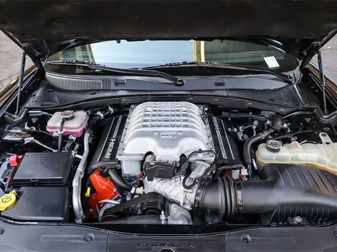 Used 2019 Dodge Charger SRT Hellcat w/ Navigation & Travel Group image 29