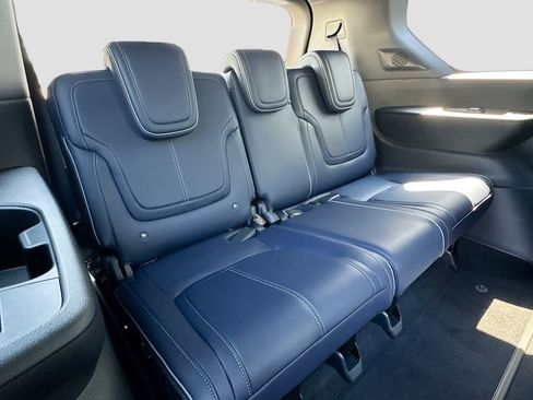 New 2026 INFINITI QX80 4WD w/ Sport Exterior Package image 29