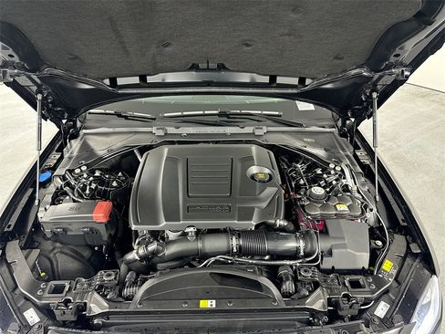 New 2024 Jaguar XF R-Dynamic SE image 31