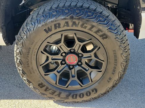 New 2025 Toyota Tacoma TRD Pro image 7