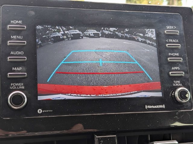 Used 2021 Toyota Camry SE FWD image 19