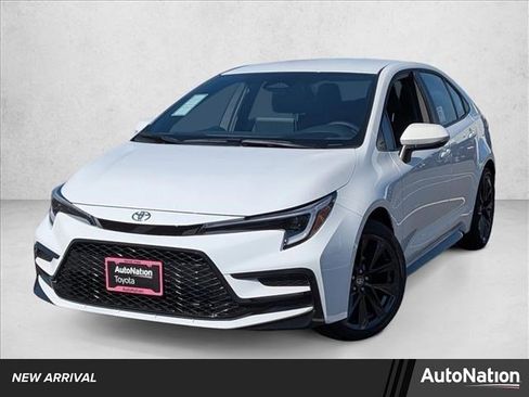 New 2026 Toyota Corolla SE image 1