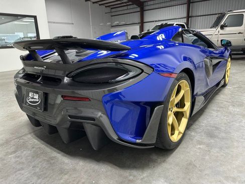 Used 2020 McLaren 600LT Spider RWD image 19