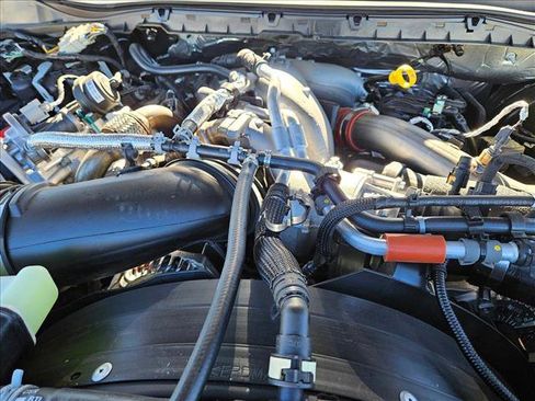 New 2026 Ford F250 Platinum w/ Tremor Off-Road Package image 17