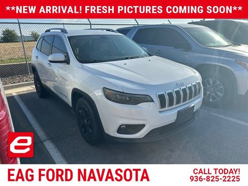Used 2020 Jeep Cherokee Latitude Plus FWD image 1