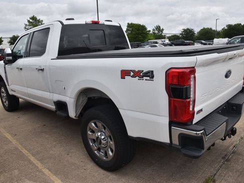 Certified 2025 Ford F250 Lariat w/ Lariat Ultimate Package AWD/4WD image 6