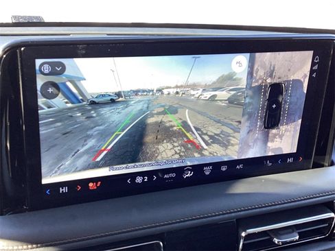 Used 2025 Lincoln Aviator Reserve w/ Equipment Group 201A image 32