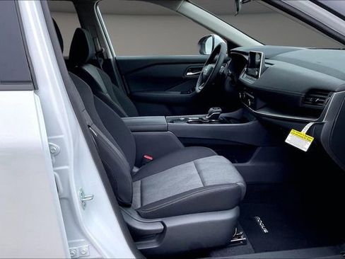 New 2026 Nissan Rogue SV w/ Cold Weather Package FWD image 11