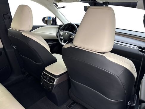Used 2024 Lexus RX 350 FWD w/ Technology Package image 40
