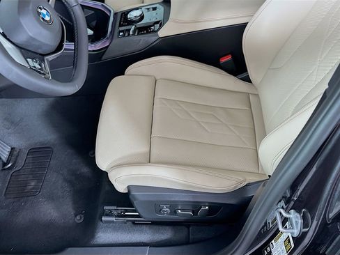 New 2026 BMW X3 xDrive30 w/ Premium Package image 26