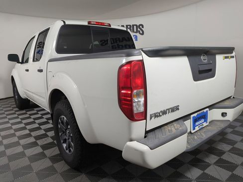 Used 2015 Nissan Frontier Desert Runner RWD image 2