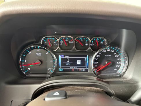 Used 2018 Chevrolet Tahoe LT RWD image 16