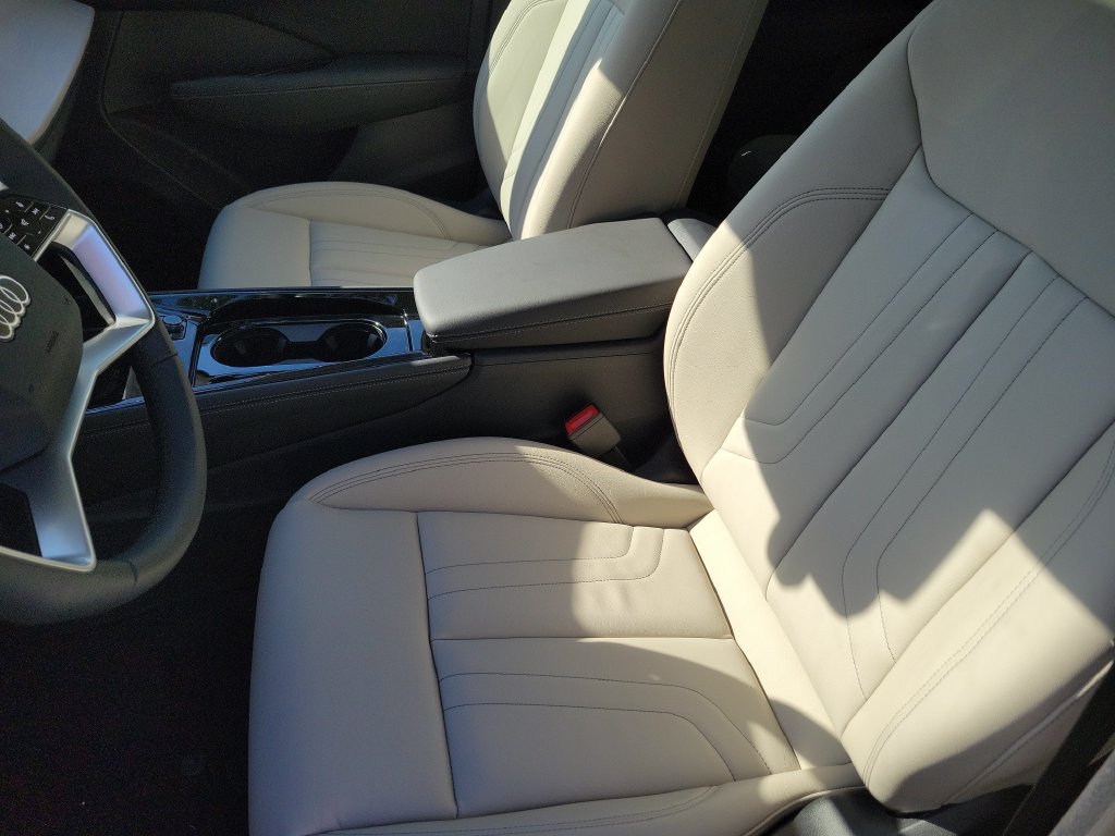 New 2026 Audi Q3 quattro 2.0T AWD/4WD image 16