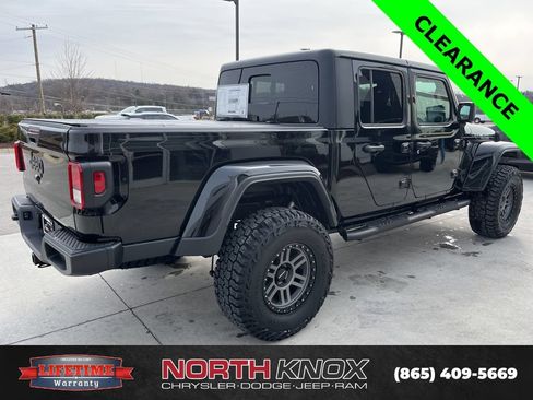 New 2025 Jeep Gladiator Sport AWD/4WD image 18