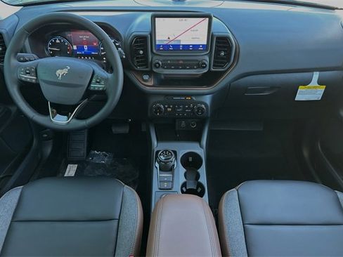 Used 2024 Ford Bronco Sport Outer Banks w/ Tech Package image 10