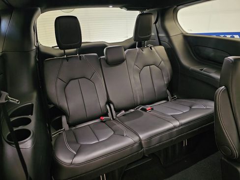 New 2026 Chrysler Pacifica Select image 31