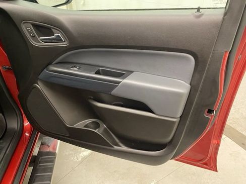 Used 2016 Chevrolet Colorado Z71 AWD/4WD image 25