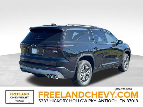 New 2026 Chevrolet Traverse LT w/ LPO, Floor Liner Package image 3