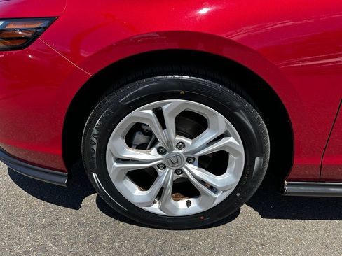 Used 2024 Honda Accord LX image 9