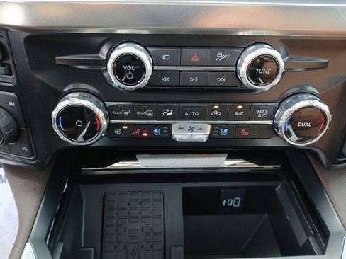 New 2025 Ford F250 King Ranch w/ Chrome Package image 22