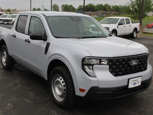 New 2026 Ford Maverick XL AWD/4WD image 9