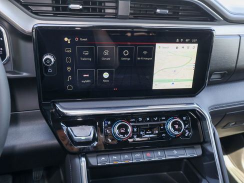 New 2026 GMC Sierra 1500 Denali w/ Technology Package AWD/4WD image 15