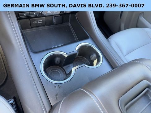 Used 2021 Chevrolet Tahoe LT w/ LT Signature Package image 18