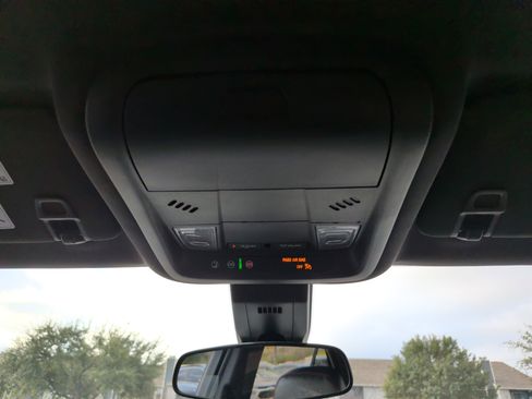 Used 2023 Chevrolet Equinox RS image 26