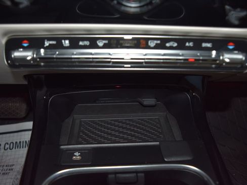 Certified 2026 Mercedes-Benz CLA 250 4MATIC image 13