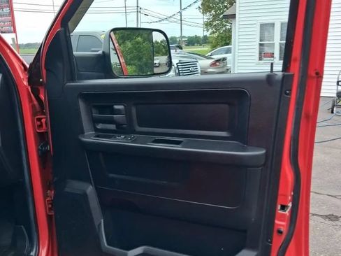 Used 2013 RAM 1500 Express AWD/4WD image 32