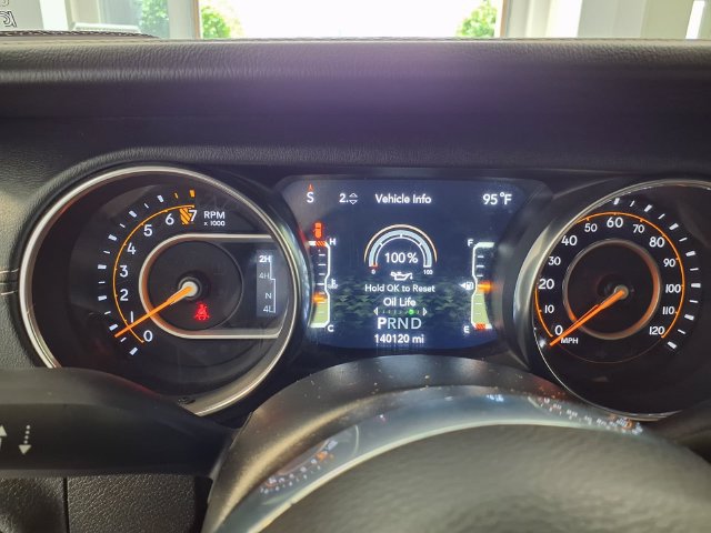 Used 2019 Jeep Wrangler Unlimited Sahara AWD/4WD image 17