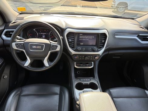 Used 2023 GMC Acadia SLT image 24