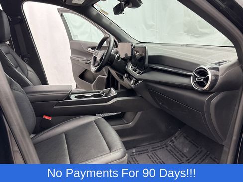 Used 2025 Chevrolet Equinox LT w/ Convenience Package II image 27