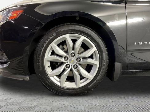 Used 2019 Chevrolet Impala LT FWD image 33