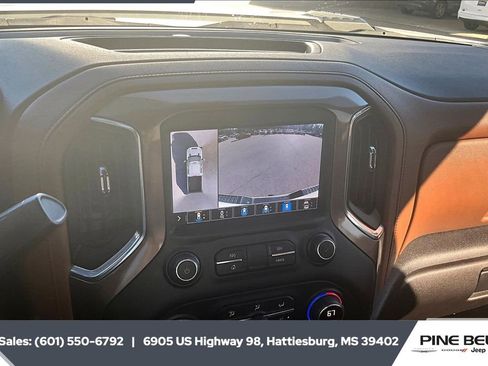 Used 2022 Chevrolet Silverado 2500 High Country w/ Safety Package II image 15